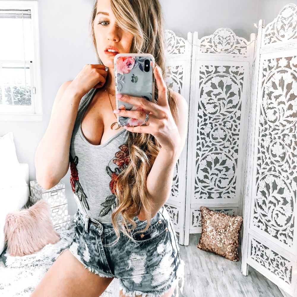 Embroidered Grey Bodysuit - Picture 3 of 4